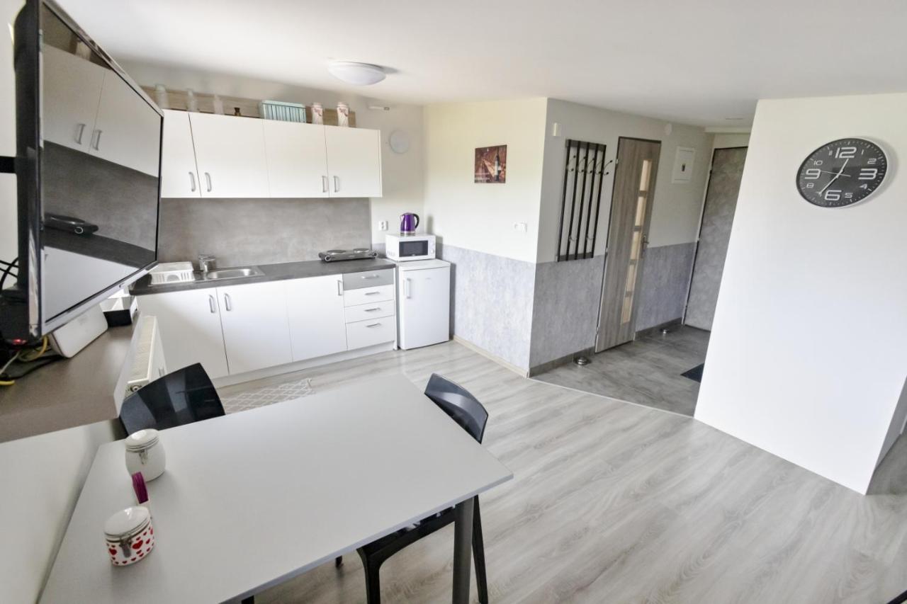 Apartman Theo Veľký Slavkov Eksteriør bilde